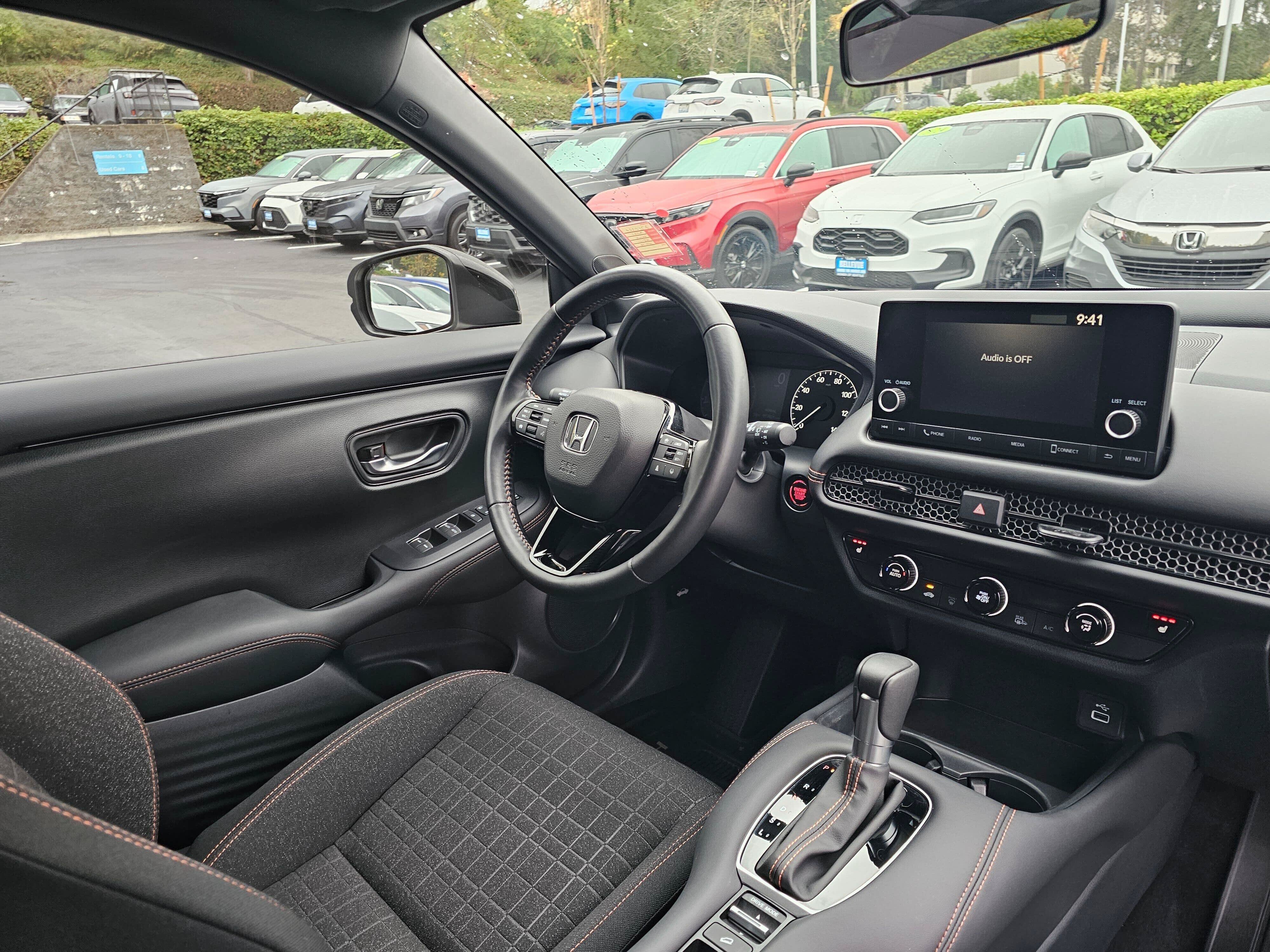 Certified 2025 Honda HR-V Sport image 10