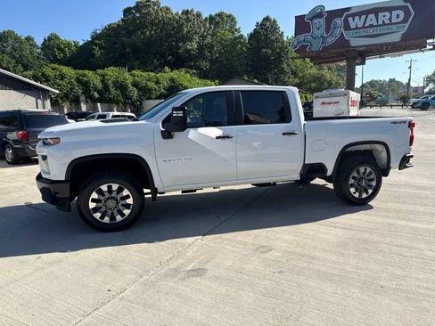 Used 2022 Chevrolet Silverado 2500 Custom w/ Snow Plow Prep/Camper Package AWD/4WD image 16