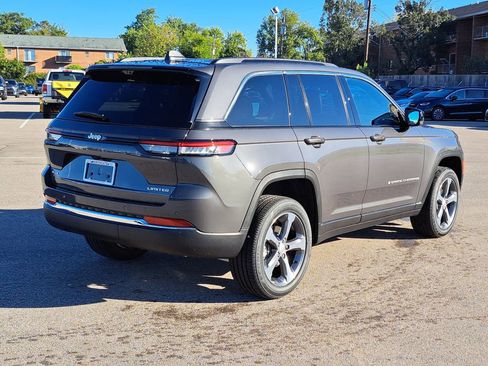 New 2025 Jeep Grand Cherokee Limited w/ Luxury Tech Group II image 4