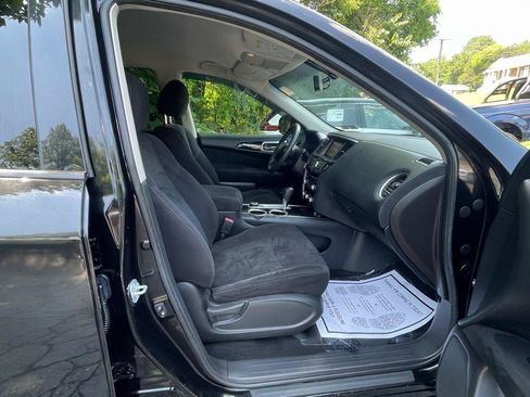 Used 2015 Nissan Pathfinder SV AWD/4WD image 31