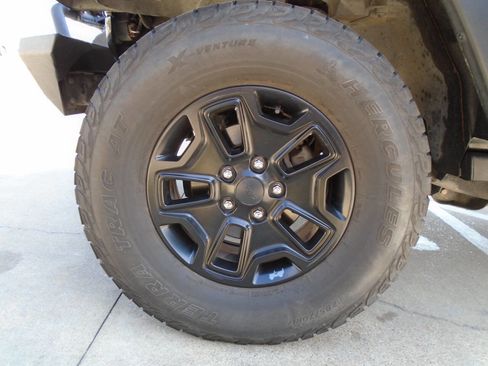 Used 2012 Jeep Wrangler Sport image 26