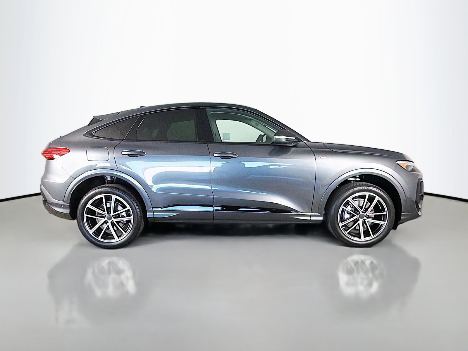 New 2026 Audi Q5 Premium Plus AWD/4WD image 8