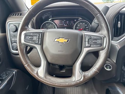 Certified 2022 Chevrolet Silverado 2500 LTZ w/ LTZ Convenience Package AWD/4WD image 14