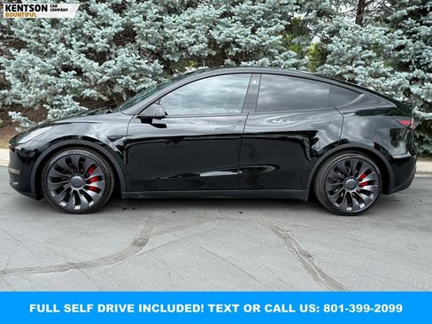 Used 2023 Tesla Model Y Performance AWD/4WD image 4