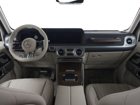 Used 2025 Mercedes-Benz G 580 image 27
