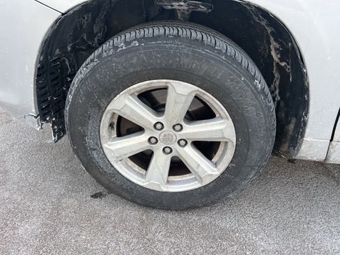 Used 2008 Toyota Highlander 4WD image 30