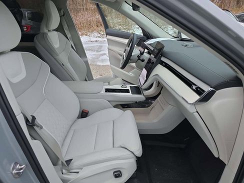 Used 2025 Volvo EX90 Ultra image 6