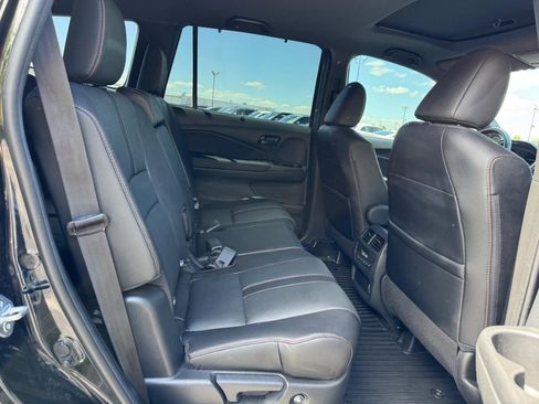 Used 2022 Honda Pilot TrailSport image 11