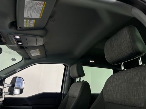 Used 2025 Ford F250 XLT image 23