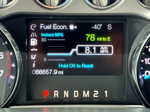 Used 2016 Ford F250 XLT w/ XLT Premium Package image 25