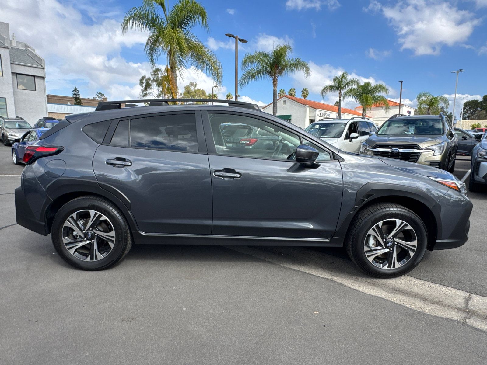 Certified 2025 Subaru Crosstrek 2.5i Premium AWD/4WD image 5