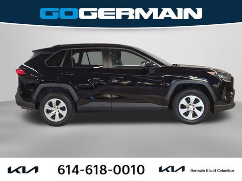Used 2021 Toyota RAV4 LE AWD/4WD image 7