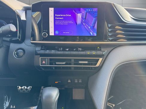 Certified 2025 Toyota Camry SE AWD/4WD image 15