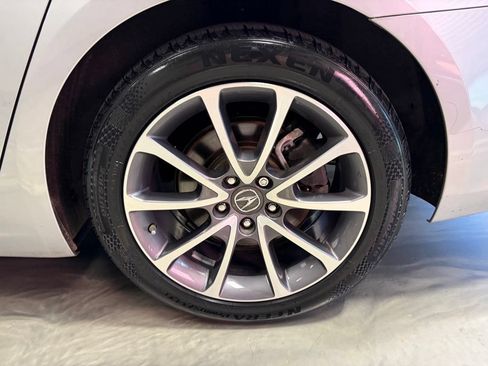Used 2019 Acura TLX V6 SH-AWD image 24