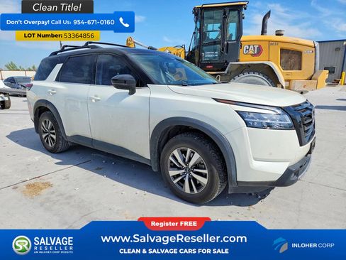 Used 2022 Nissan Pathfinder SL w/ SL Black Package FWD image 5