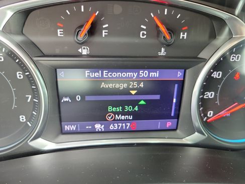 Used 2020 Chevrolet Equinox Premier FWD image 18