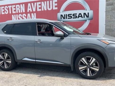 Used 2022 Nissan Rogue SL w/ SL Premium Package image 21