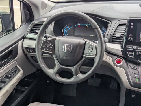 Used 2019 Honda Odyssey EX image 13