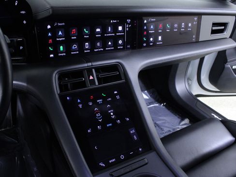Used 2020 Porsche Taycan Turbo image 23