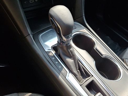 Used 2024 Chevrolet Equinox LT FWD image 15