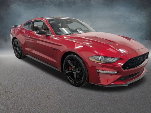 Used 2022 Ford Mustang GT w/ Equipment Group 301A RWD image 3