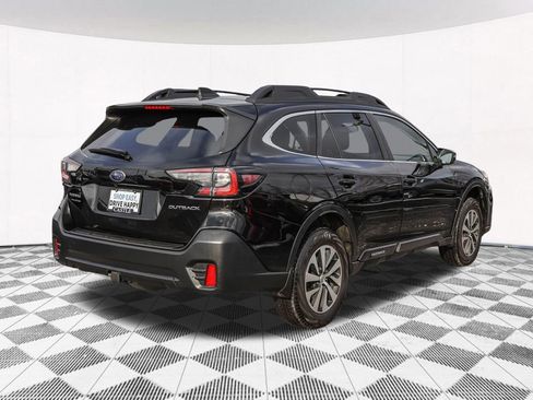 Used 2022 Subaru Outback Premium image 10