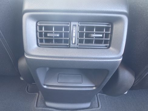 Used 2024 Honda CR-V LX image 15