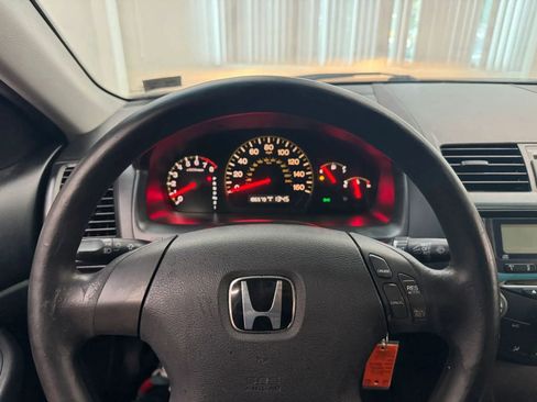 Used 2004 Honda Accord LX image 26