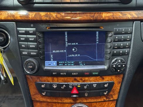 Used 2007 Mercedes-Benz E 550 Sedan image 19