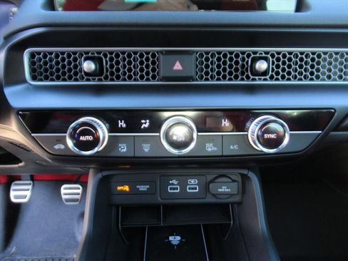 Used 2025 Honda Civic Type R image 25