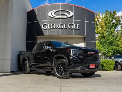 New 2026 GMC Sierra 1500 Elevation w/ Elevation Premium Package