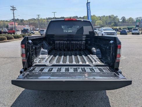 Used 2023 Nissan Frontier SV w/ Midnight Edition Package image 29