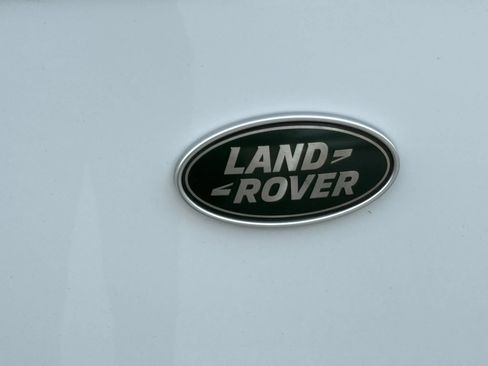 Used 2017 Land Rover Range Rover Supercharged AWD/4WD image 53