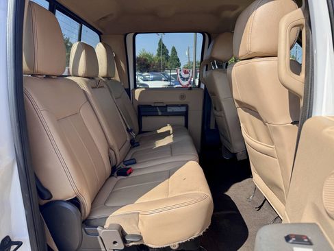 Used 2016 Ford F350 Lariat AWD/4WD image 8