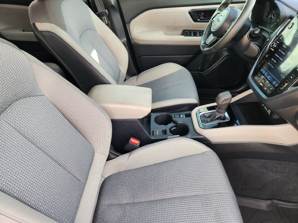 Used 2025 Subaru Forester Premium AWD/4WD image 14