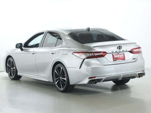 Used 2018 Toyota Camry XSE FWD image 43