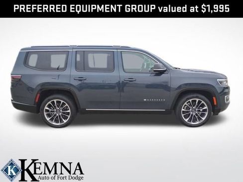 Used 2023 Jeep Wagoneer Series III w/ Premium Group I image 2