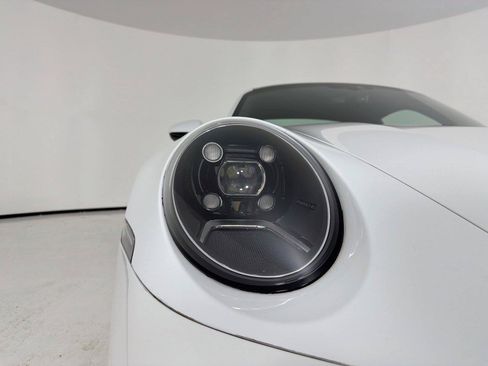 Used 2020 Porsche 911 Carrera 4S AWD/4WD image 29