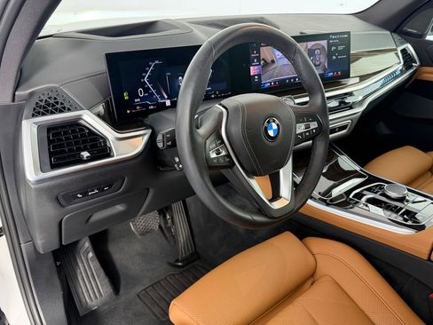 Certified 2024 BMW X5 sDrive40i w/ Premium Package image 4