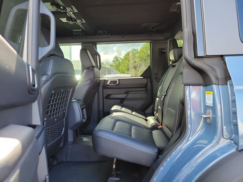 Used 2025 Ford Bronco Badlands AWD/4WD image 23