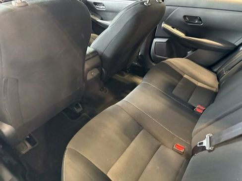 Used 2024 Nissan Sentra SV image 6