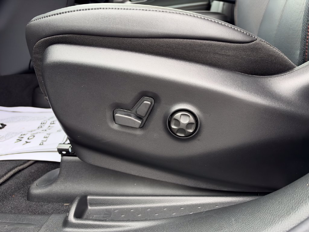 New 2027 Chrysler Pacifica Select FWD image 9