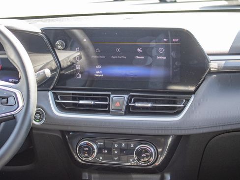 Used 2025 Chevrolet TrailBlazer LT w/ Convenience Package AWD/4WD image 22