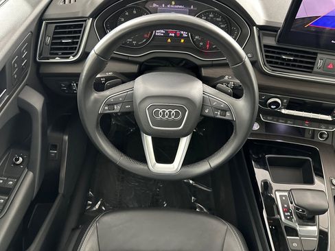 Used 2023 Audi Q5 2.0T Premium w/ Convenience Package AWD/4WD image 13