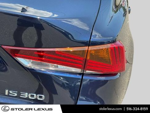 Used 2017 Lexus IS 300 AWD w/ Premium Package image 11