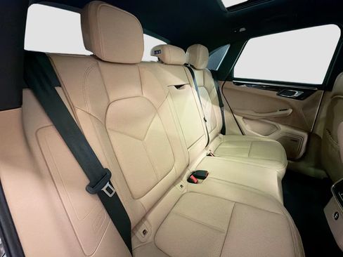New 2026 Porsche Macan AWD/4WD image 28