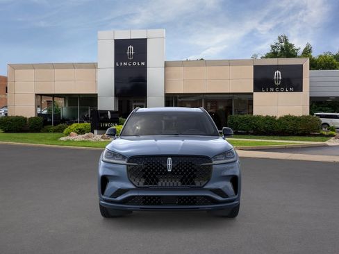 New 2026 Lincoln Aviator Black Label w/ Jet Appearance Package AWD/4WD image 6