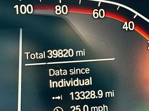 Used 2021 BMW 540i xDrive w/ M Sport Package image 12