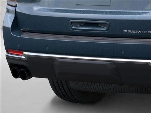 New 2026 Chevrolet Suburban Premier image 14