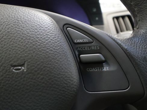 Used 2011 INFINITI G37 Journey w/ Premium Pkg image 20